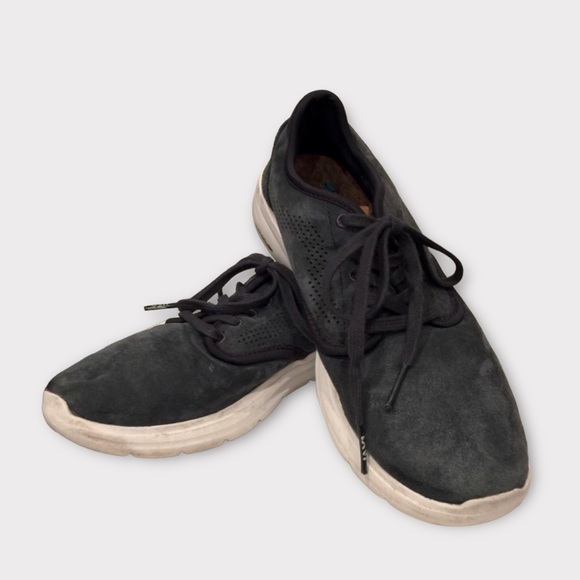 Vans Off The Wall Suede Ultracush Lite Sneakers - Picture 1 of 6